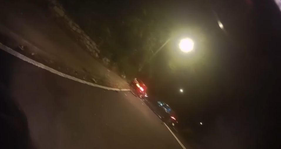 大帽山福士GOLF疑失控越線撼對頭AE86，經典車被毀。