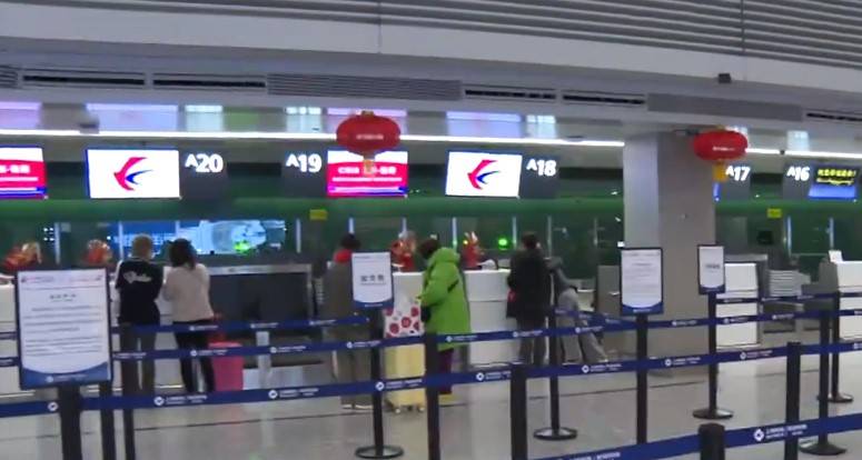 C919｜國產「大飛機」元旦首航上海飛香港。