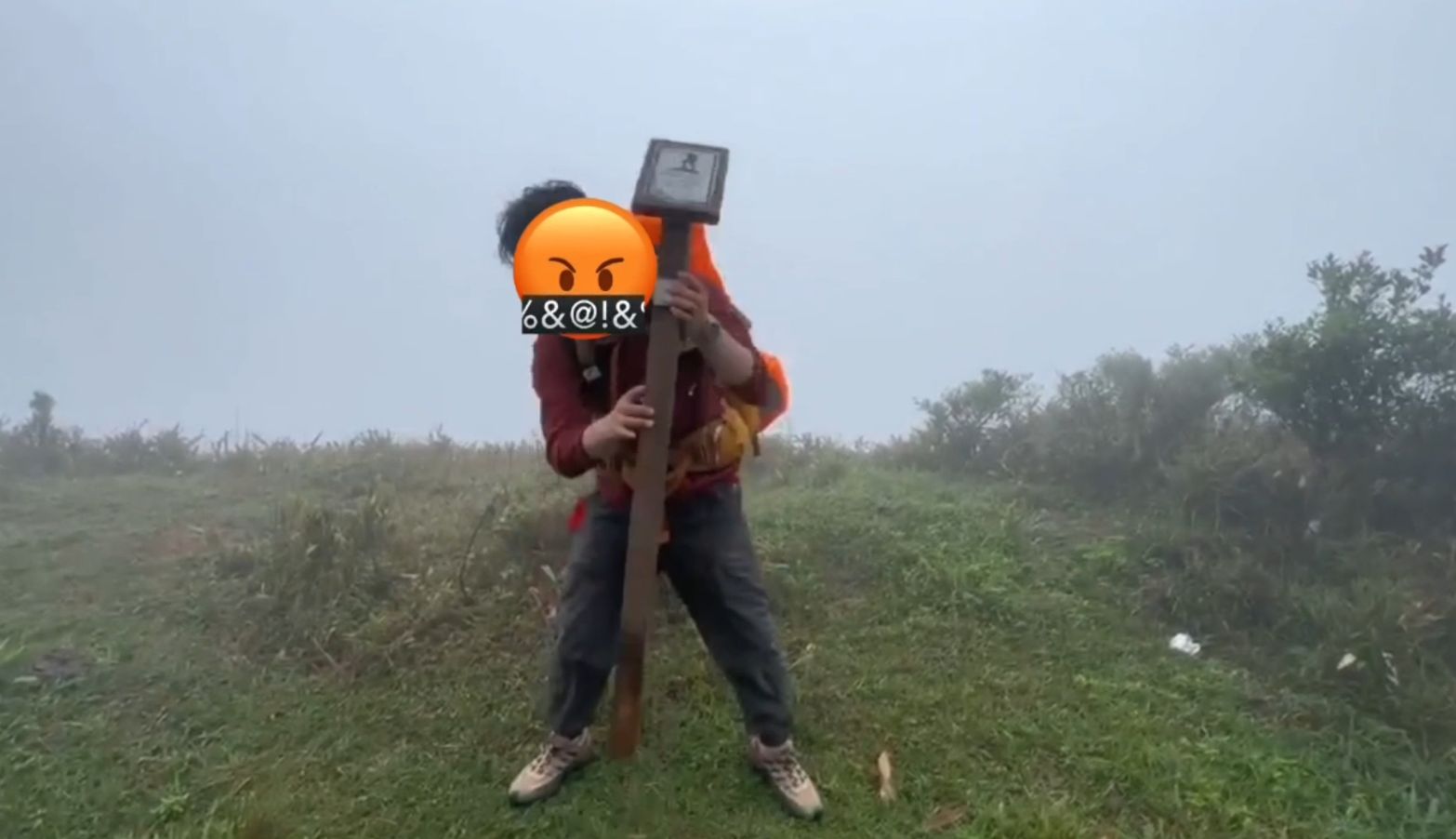 麥理浩徑標距柱遭內地男擅自拔走再插回