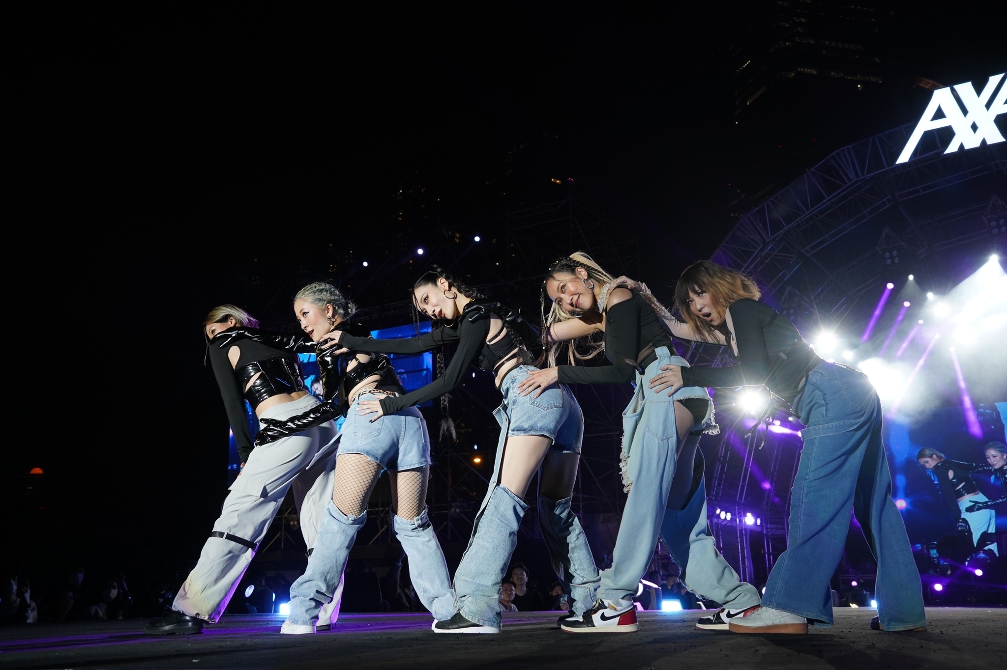 吳嘉禧、黎美言、王君馨、鍾舒漫、衛詩