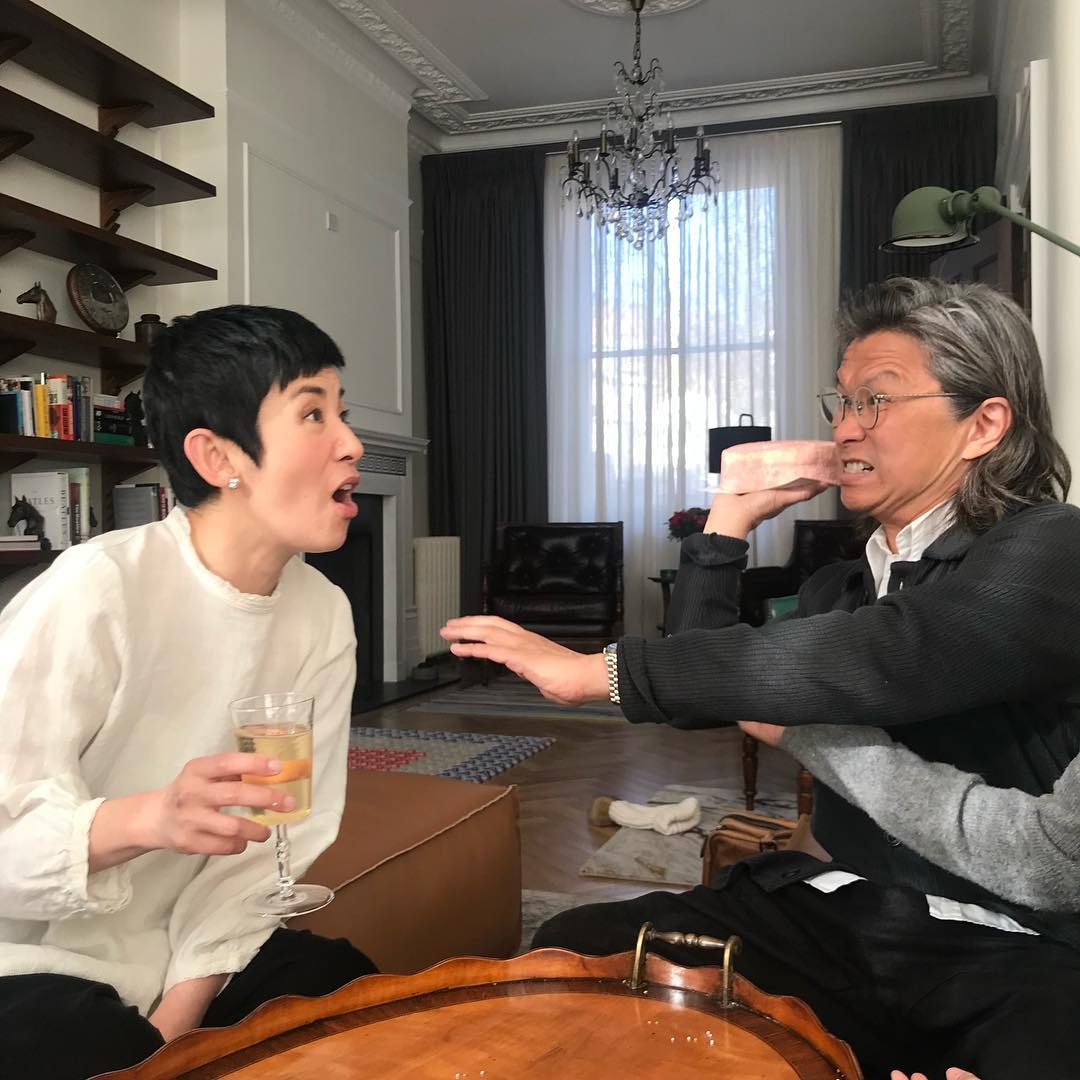 陳可辛與老婆吳君如已飛往泰國奔喪。