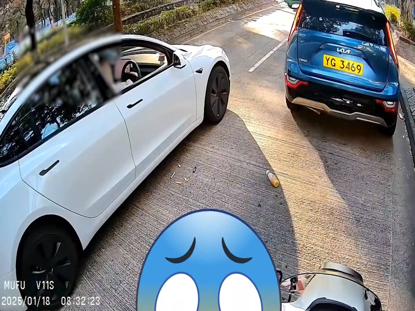 無品Tesla司機馬路亂拋垃圾險中鐵騎士