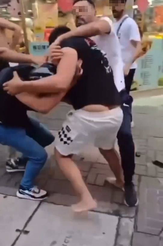 南亞裔MMA｜6印巴壯漢扭打倒地「撻生魚」