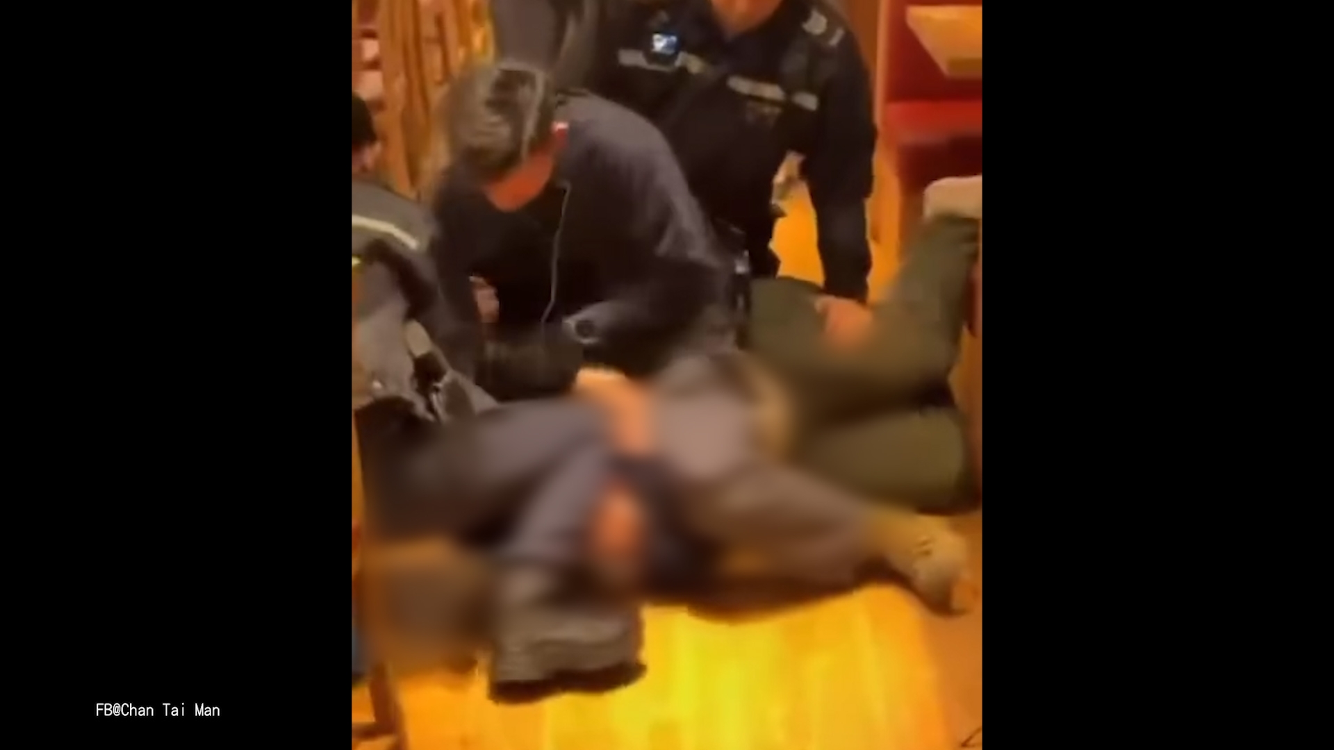 大埔火鍋店女子不滿牛肉質素「發難掟碗碟」　擊職員後遭警撳地噴椒制服