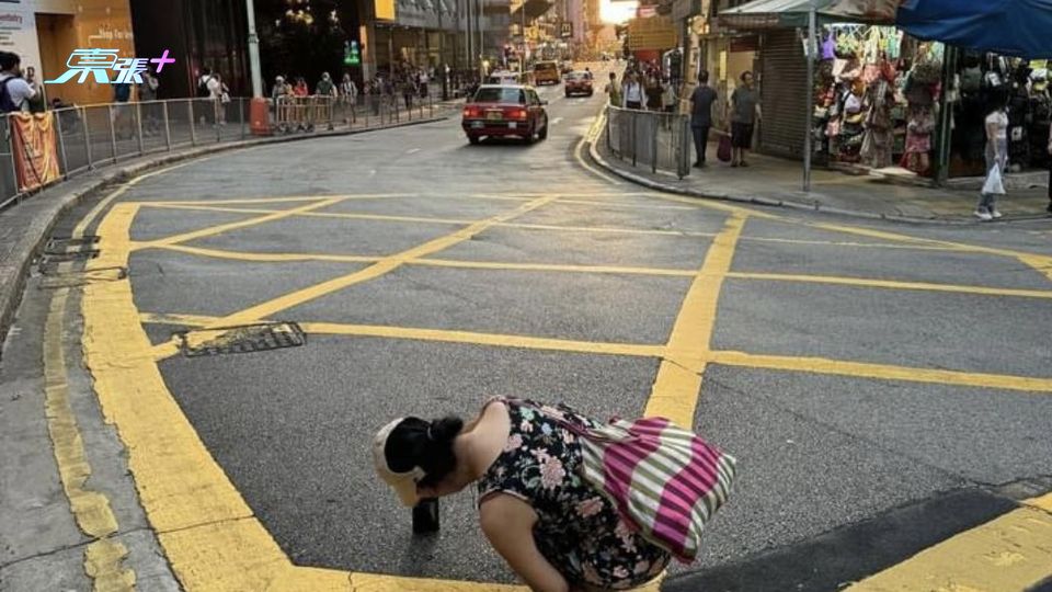 熱爆話題｜女子石塘咀捕捉「日落飛車」美景  危險直闖馬路禁區 網民：害死司機