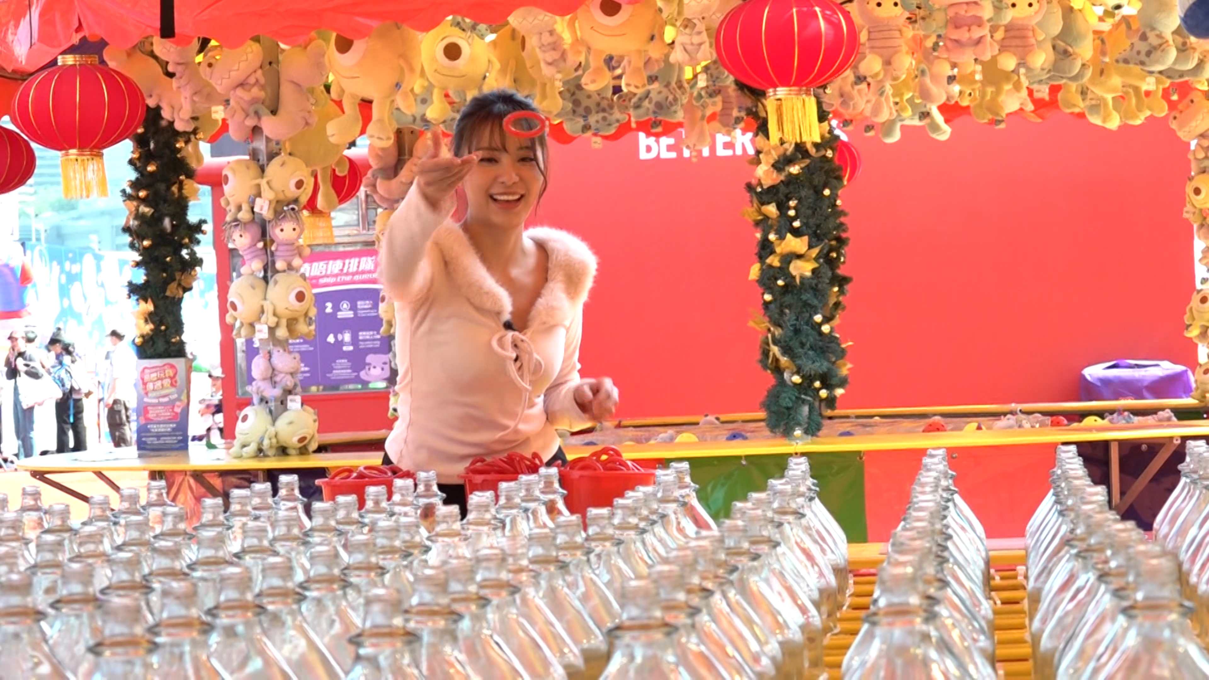 經典攤位遊戲展身手 醒獅變臉賀新春