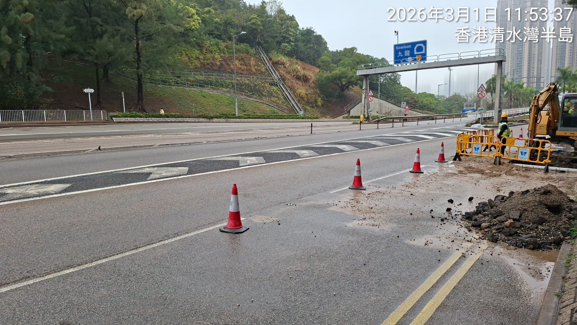 將軍澳環保大道鹹水管滲漏　康城及工業邨等暫停沖廁水 (西貢區區議員張美雄)