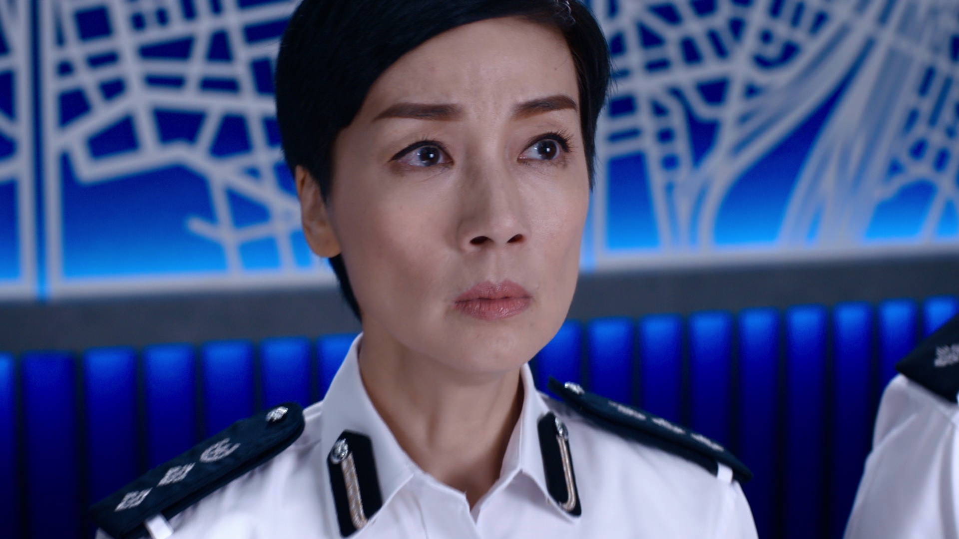 邢風媽咪Madam Fong（江美儀飾）著緊表情。