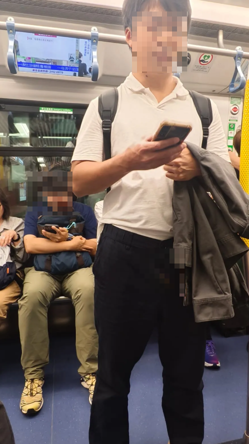 港鐵男子車廂內公然向做「曬雀男」