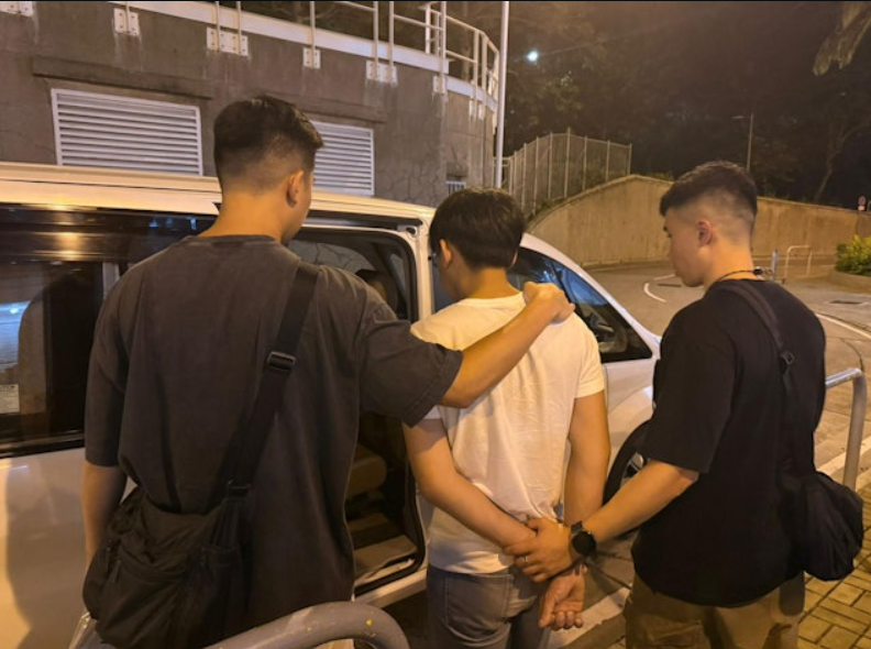 14歲仔結伴16歲朋友葵涌工廈「淋紅油」　兩人被捕現被扣留調查