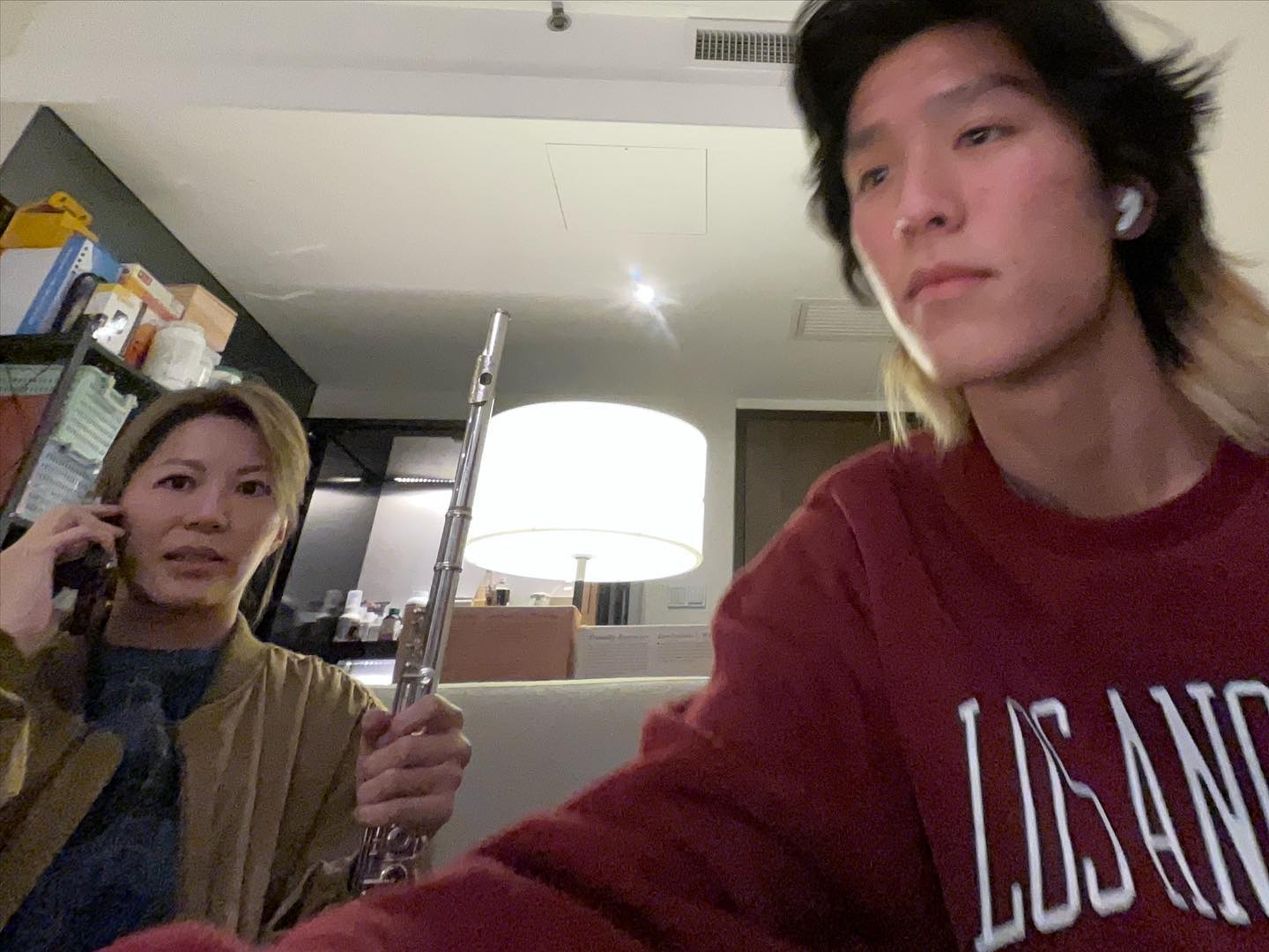 林寶返香港期間，康子妮同佢日日黐實。