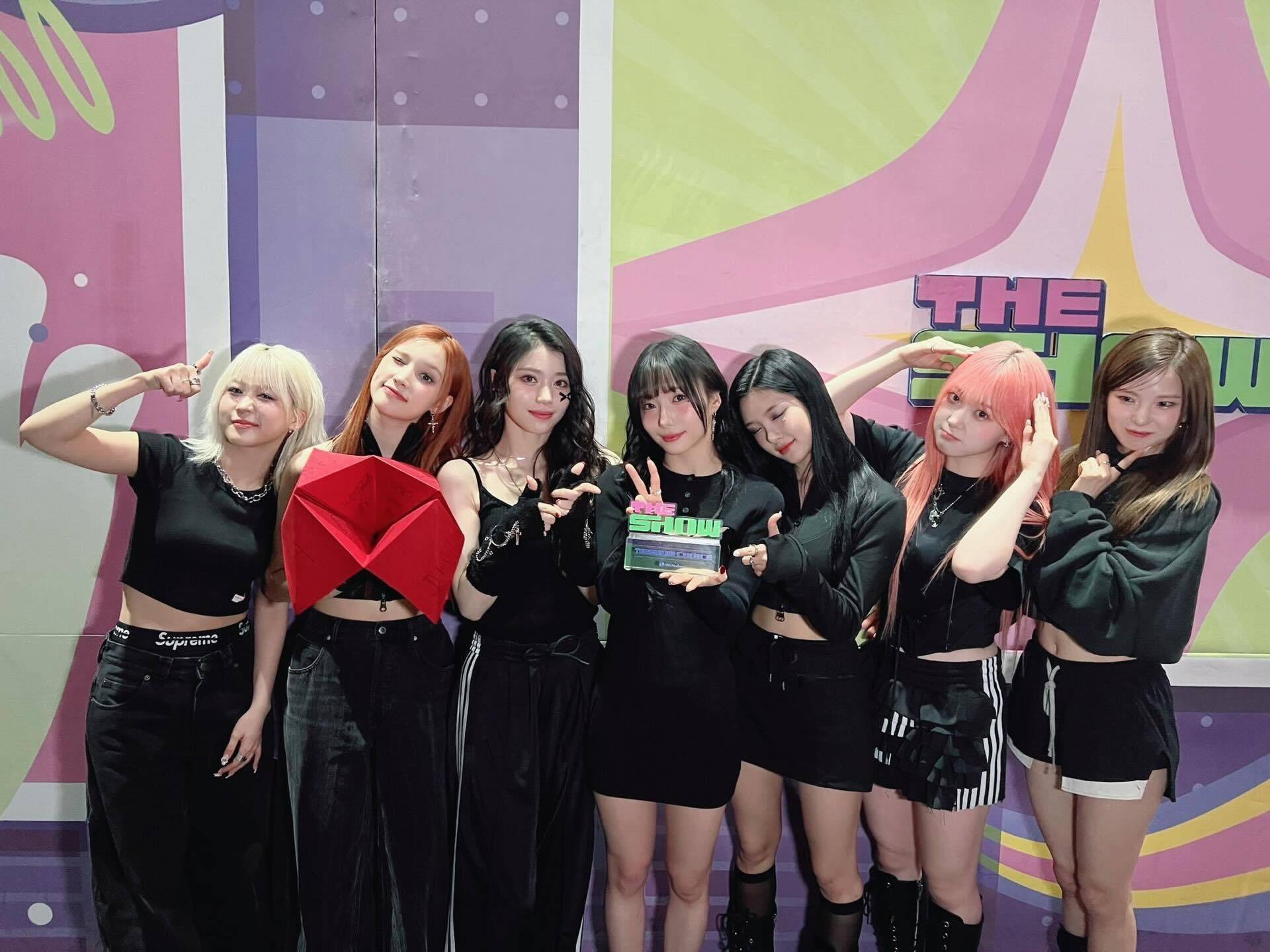 新春花車巡遊｜韓國女團Kep1er及泰國男團LYKN訪港