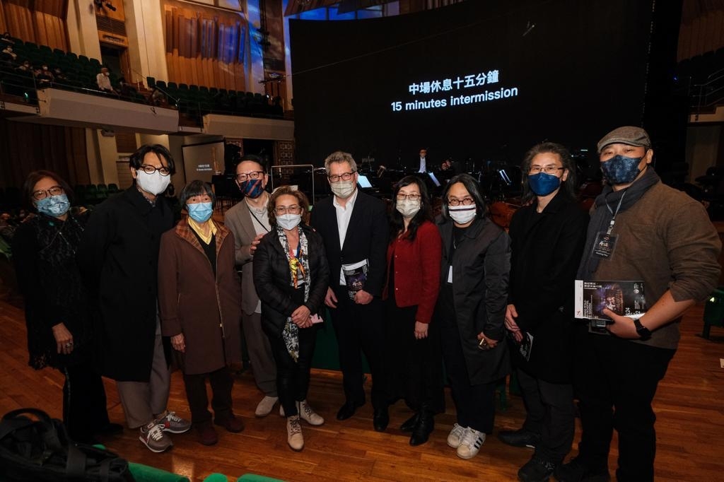 馮寶寶延期離港，與林家棟欣賞「帝女花」65周年盛會。