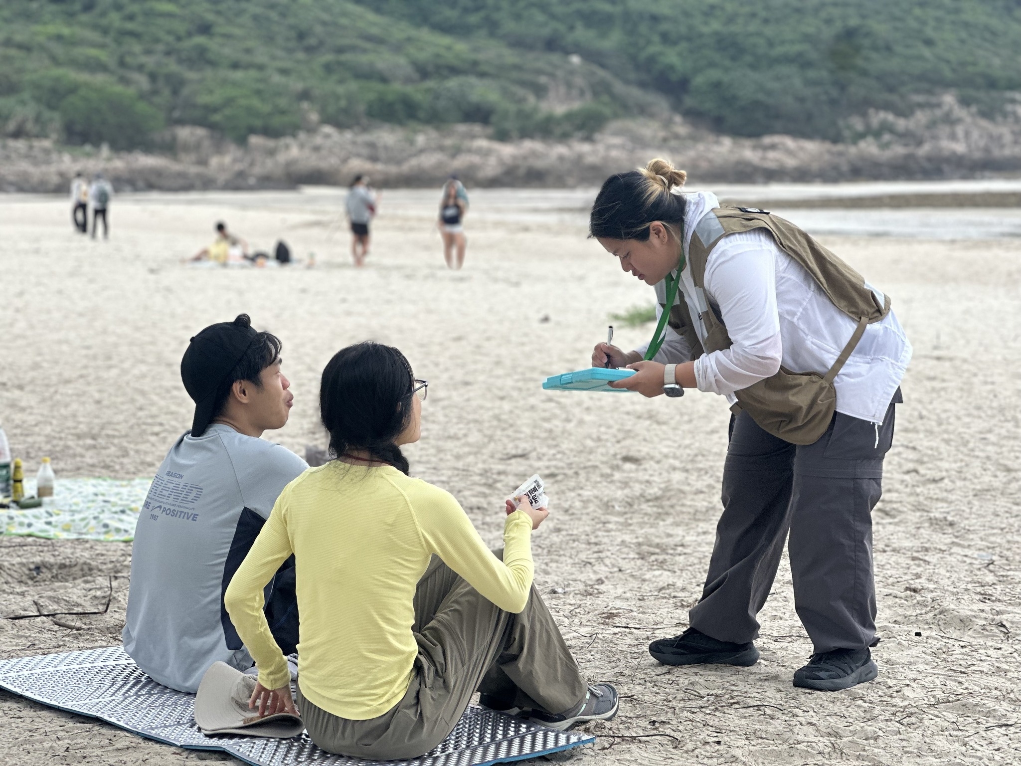 東張西望跟進｜五一黃金周多人亂拋垃圾及非法露營　漁護署：西貢執法19次 （漁護署圖片）