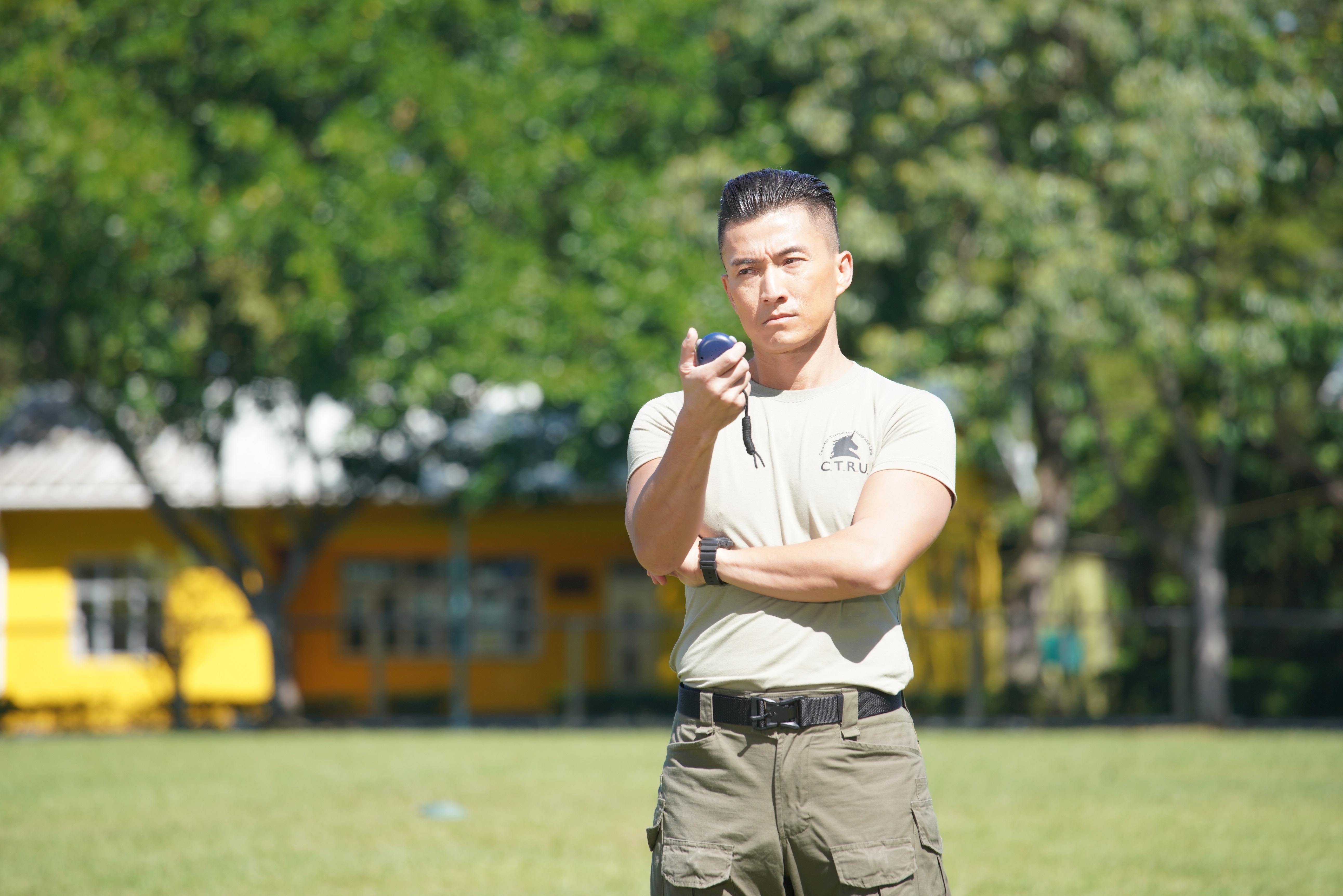 陳山聰呢個教官look好型。