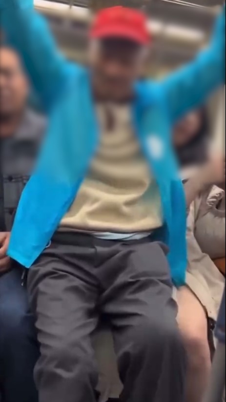 阿伯坐地鐵拒坐關愛座　強行坐女生大腿誇張畫面曝光　唔止偷摸仲磨蹭