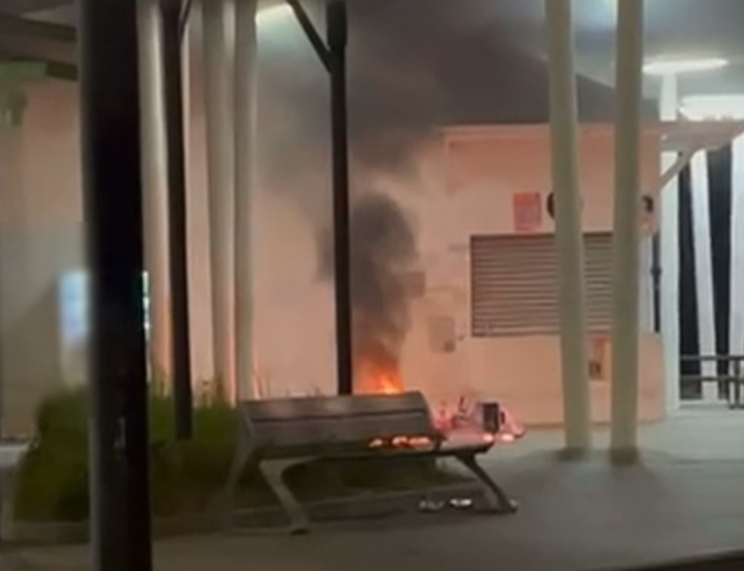 疑為「燒單車」童黨再現