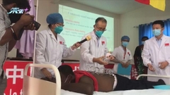 山西援非醫療隊開辦中醫培訓班行醫救人 廣受民眾歡迎