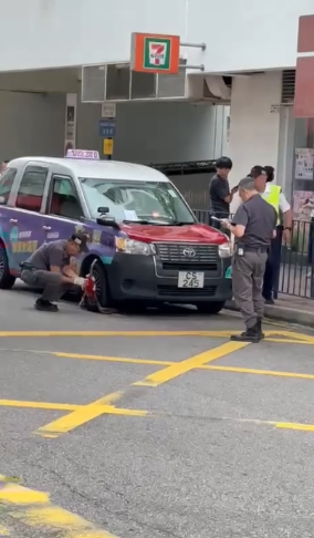 有片｜黃埔花園鎖車隊手速勁快　的士司機落車買水即被鎖車