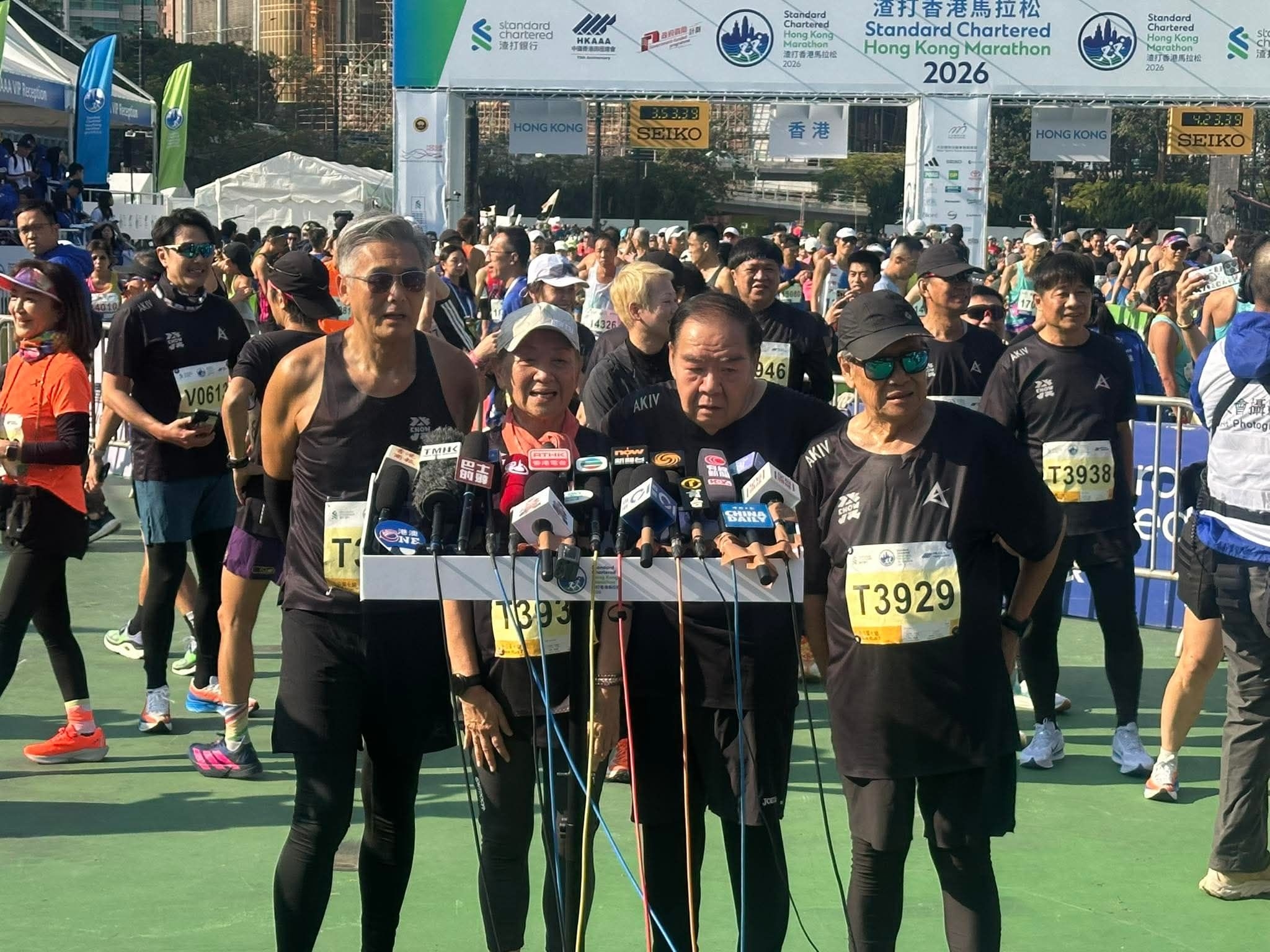 影星「發哥」周潤發轉跑10公里賽 (網上圖片)