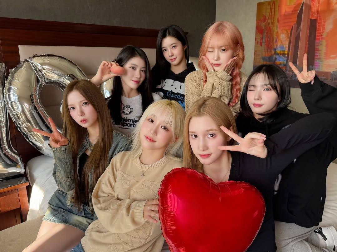 新春花車巡遊｜韓國女團Kep1er及泰國男團LYKN訪港