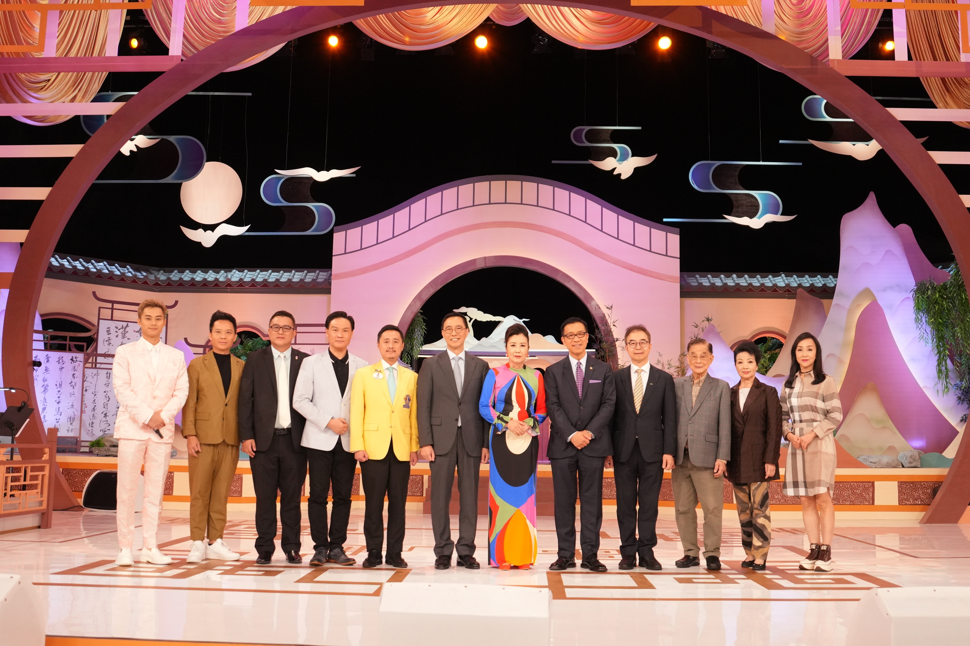 「第三屆全港兒童及青少年粵劇折子戲公開大賽」圓滿成功,有頼各方支持。