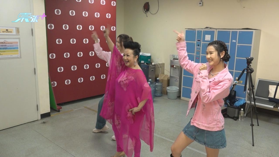 (國語)節目我們的主題曲重現經典 家燕姐帶領跳十字步送歡樂