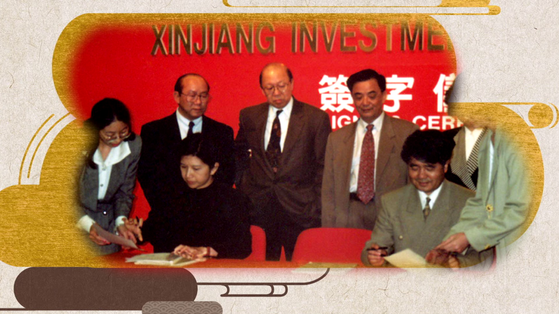 楊敏德是第一位港人到新疆採購棉花。