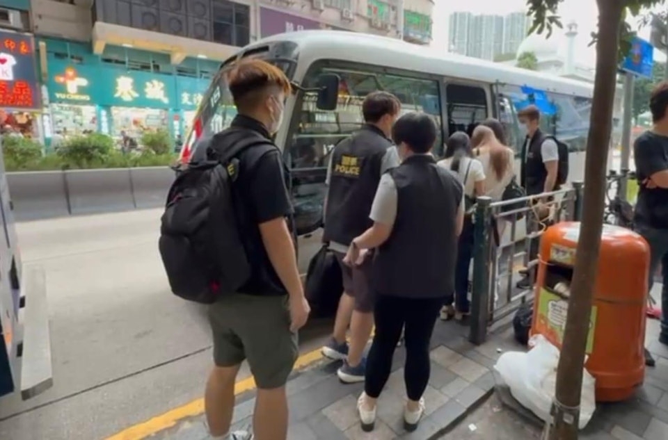 行動中，執法人員共拘捕44人。（警方圖片）