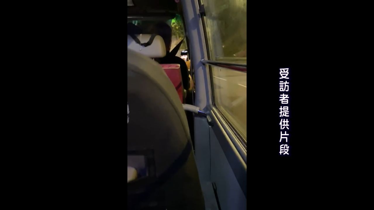 「目不離手機」 一邊開車一邊看影片
