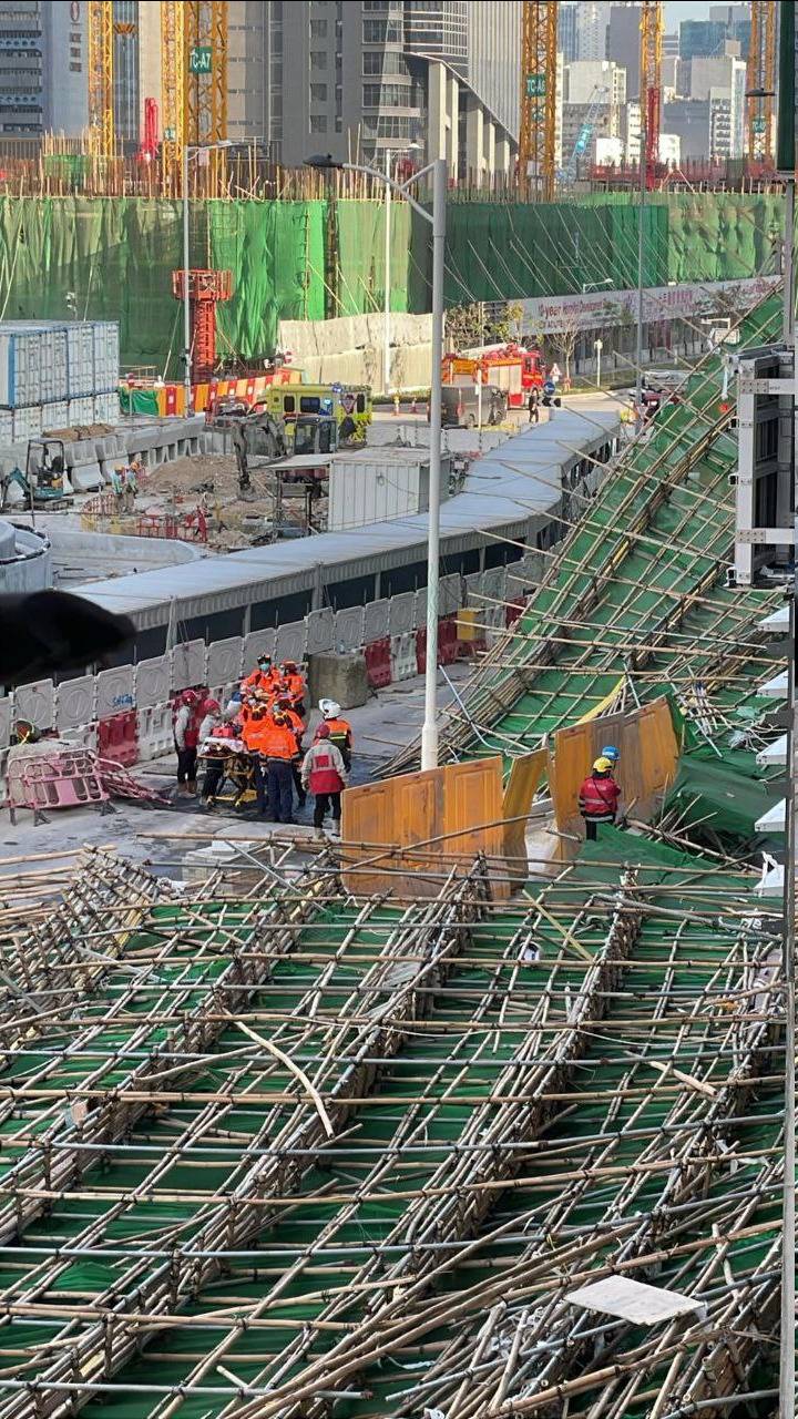 啟德醫院地盤冧棚架。(東張+)