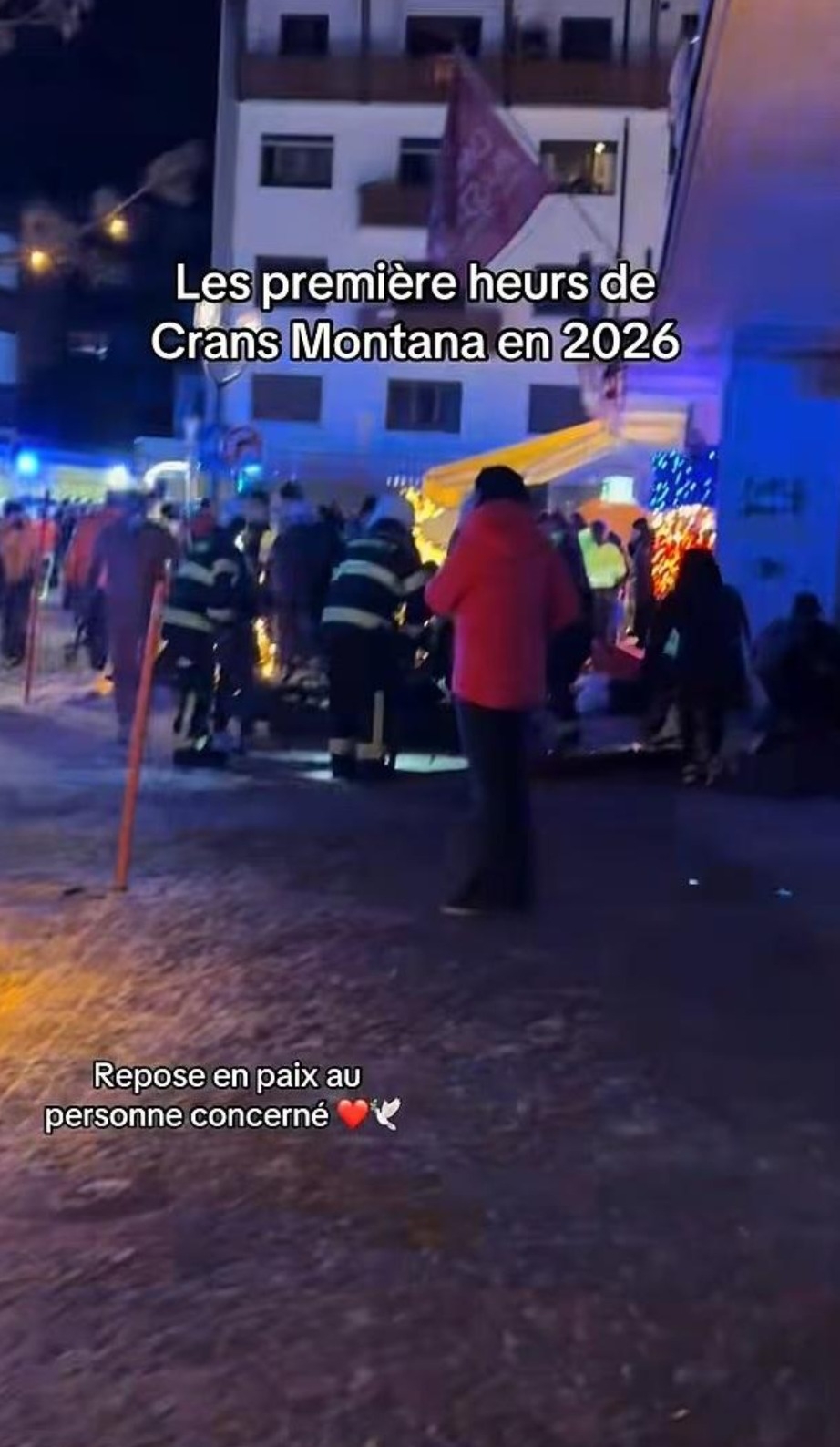 消防及救護車在場施救。 (網上截圖)