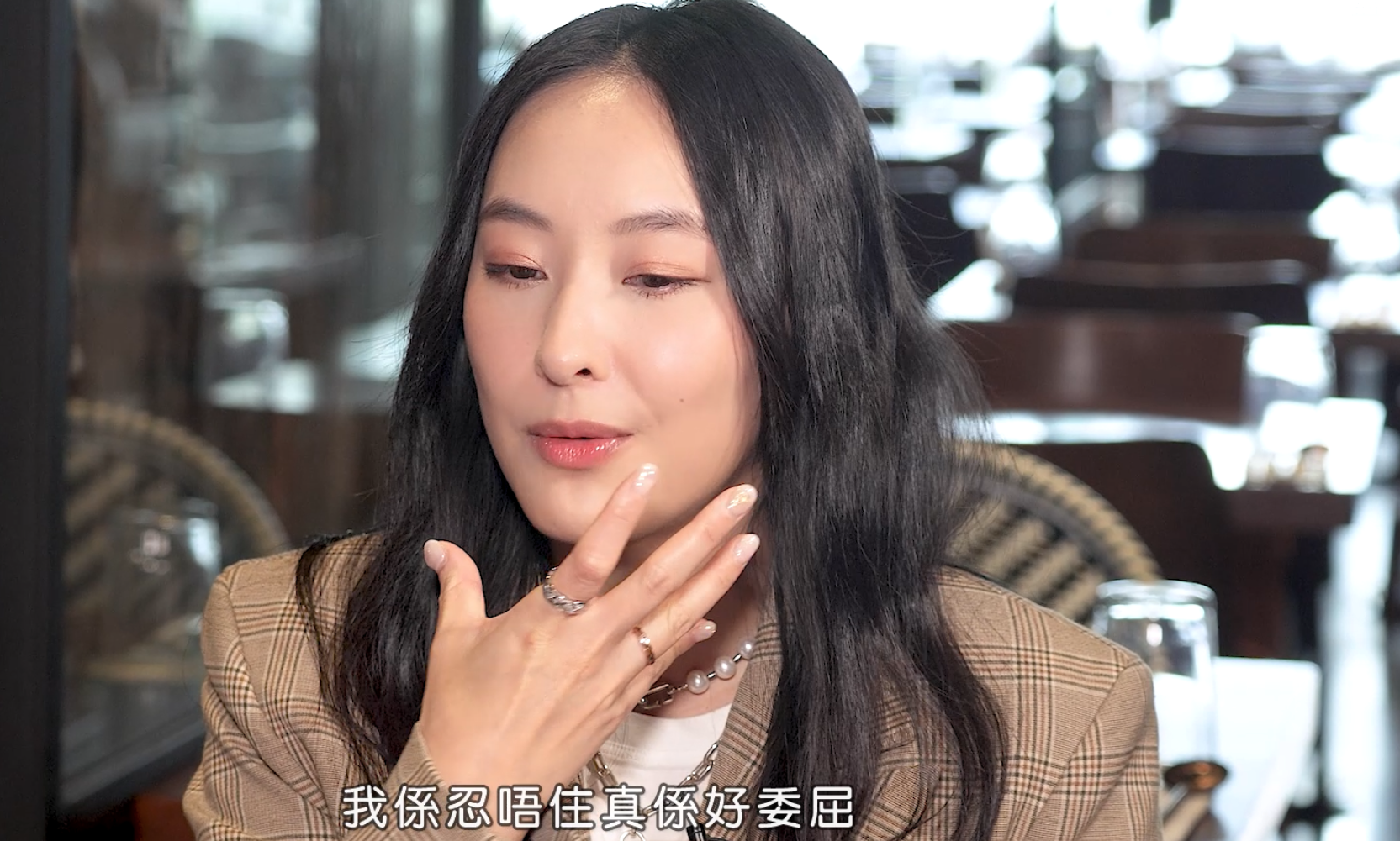 陳瀅拍戲以來看似一帆風順，原來最委屈係佢俾人打咗廿幾巴掌。