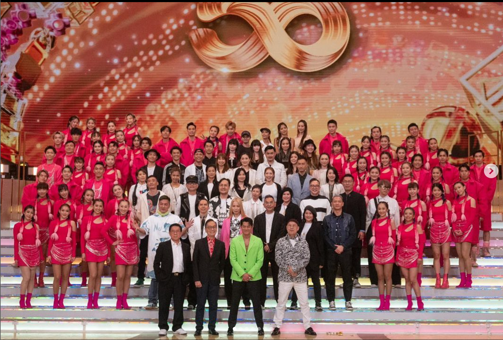 昔日的舞蹈組老師和同期伙伴大合照