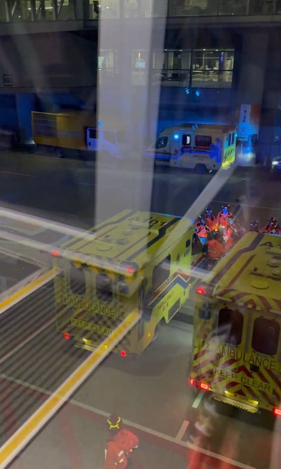 國泰航空尼泊爾抵港客機連續兩日疑集體食物中毒，多人報稱不適。(T@sonyafock)