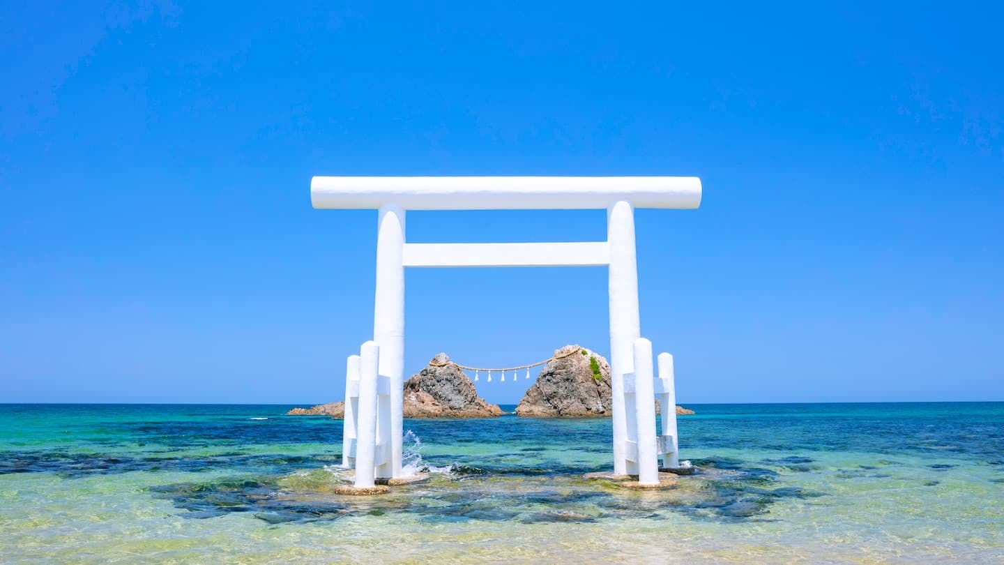 糸島で絶対行きたい海・ビーチ5選！人気の海水浴場や絶景ビーチも紹介 | NEWT（ニュート）